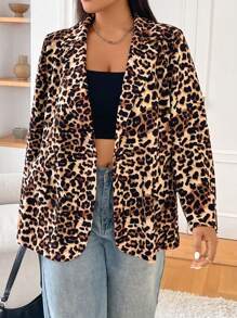 SHEIN EZwear Blazer informal de manga larga con bolsillos y estampado de leopardo para tallas grandes