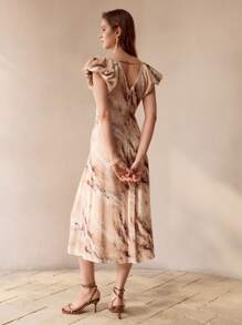 MOTF PREMIUM ALLOVER PRINT V-NECK PUFF SLEEVE RUCHED WAIST DRESS - Rust Brown - View 4