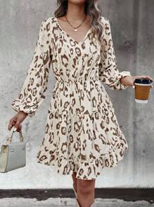 SHEIN LUNE 1 件女士随机印花豹纹短裙 - 杏色 - 查看 4