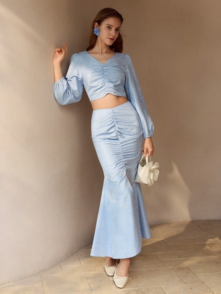 SOLID RUCHED SPLIT THIGH MERMAID HEM SKIRT