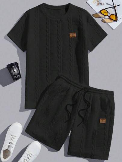 Manfinity Homme 2-częściowy zestaw męskich koszulek z okrągłym dekoltem i krótkim rękawem oraz szortów ze ściągaczem, idealny na lato i na co dzień