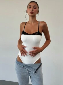 Aloruh 全新优雅蕾丝拼布撞色性感细肩带女式紧身衣 - 白色 - 查看 6