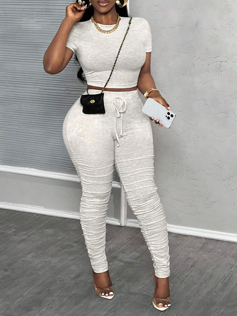 Slaydiva 2pcs Women's Casual Sports Set With Cropped Top And Ruched Shorts - Beige - View 1