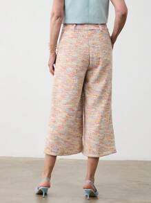 SHEIN LUNE بنطلون كابري نسائي فضفاض واسع الساق بجيوب وطباعة تعتيق - متعدد الألوان - مشاهدة 2