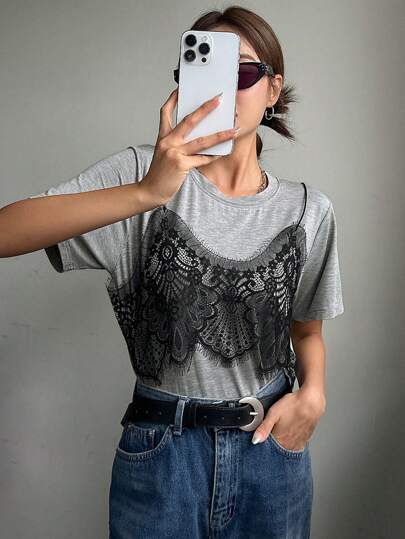 DAZY 女士 2 合 1 蕾丝边拼色短袖 T 恤 夏季