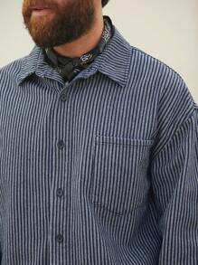 Manfinity Homme 男士海军蓝竖条纹牛仔宽松衬衫 - 深色水洗藍 - 查看 4