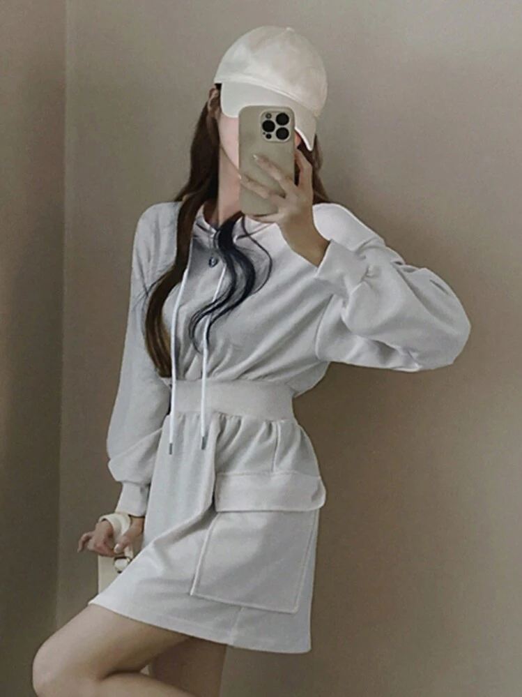 DAZY レディース ユーティリティー フード付きスウェットシャツワンピース、ショート丈、グレー、春夏秋冬レディースウェア 長袖ワンピース - グレー - 見る 4