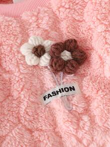 SHEIN Playful Pals 女婴花卉印花长袖上衣和心形人造毛皮牛仔裤套装，秋冬 - 粉色 - 查看 4