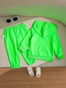 SHEIN 2 bucăți copii băieți ocazional sport streetwear modă litere broderie model pânză de păianjen set de hanoraci și pantaloni, potrivit pentru ieșiri - Verde - Vizualizare 12