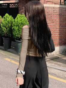 DAZY Women's Off Shoulder Ruched Long Sleeve Fitted Elegant And Gentle T-Shirt,Back To School Clothes,Fall Women Clothes