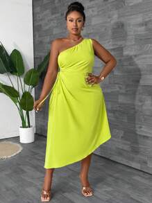 Maweii Plus Size Solid Color Asymmetric Neck Circular Decoration Sleeveless Dress