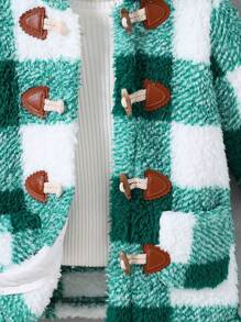 SHEIN 男婴绿白格子连帽夹克，正面带纽扣。专为户外、休闲、派对穿着而设计。采用柔软的毛绒面料制成，在寒冷的季节保持宝宝温暖。时尚的款式在保护宝宝免受寒冷的同时又显得时尚。适合不同国家和地区，是宝宝秋冬必备的服装单品 - 綠色 - 查看 5