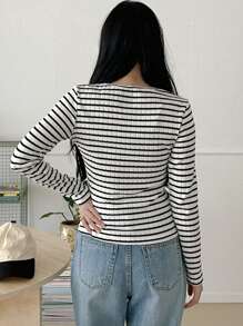 DAZY 女士休闲条纹保暖T恤，秋冬长袖女式上衣，保暖内衬 - 黑與白 - 查看 4