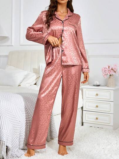 Ladies Kanten Up Top Pants Satijnen Leopard Pattern Pajama Set view 3