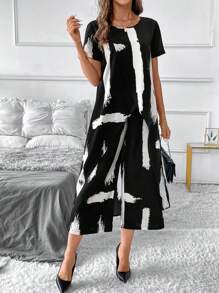 SHEIN Clasi 女式短袖不对称下摆开叉衬衫搭配阔腿裤，黑白笔触涂鸦图案，优雅的两件套适合春季、夏季、秋季 - 非常适合日常穿着、通勤、活动、教学等。 - 黑與白 - 查看 1