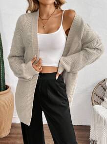 Chiquease Długi, dzianinowy kardigan z dekoltem w kształcie litery V – luźny styl