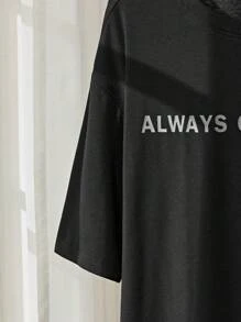 Manfinity Hypemode Camiseta casual de verano para hombre con cuello redondo, mangas cortas y estampado de letras