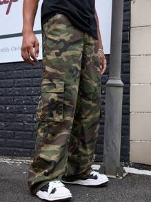 SHEIN 青少年男童休闲时尚迷彩图案工装口袋设计宽松直筒牛仔裤，适合日常穿着和秋季穿着 - 軍綠色 - 查看 1