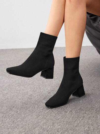 CUCCOO BASICS 女士优雅黑色袜靴，简约方头粗跟一脚蹬靴，适合夏季毕业高跟鞋舞会高跟鞋度假鞋夏季促销圣诞节秋季新年假期