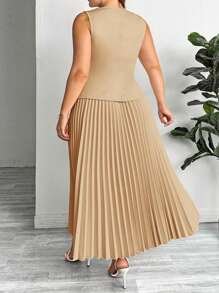 SHEIN Privé Sleeveless Blazer + Long Pleated Skirt Plus Size Business Set - Khaki - View 3