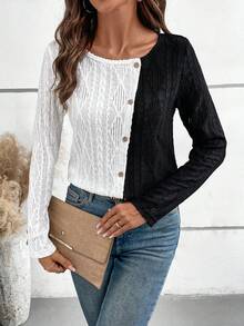 SHEIN Clasi Áo thun nữ có nút màu tương phản - Đen và trắng - Xem 3