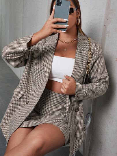 SHEIN Essnce Plus Size Women Lapel Collar Long Sleeve Blazer And Plaid Shorts Set Graduation,Back To School,Teacher Outfits For Women In Fall/Winter