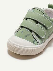 Cozy Pixies Boys' Green Cartoon Dinosaur Design Canvas Low-Cut Fashionable Sneakers(Random Pattern)