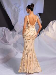 SHEIN Belle Elegant & Luxurious Champagne Apricot V-Neck Bustier Mesh Splice Side Net Hollow Waist Slim Handwork Beaded Tassel Decor Open Back Positioned Pearl Accented Short Train Party, Graduation, Wedding Formal Gown - Apricot - View 3