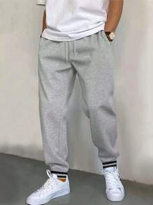 RueChic Cotton Men Striped Ribs Regular Sweatpants - Grey - View 3