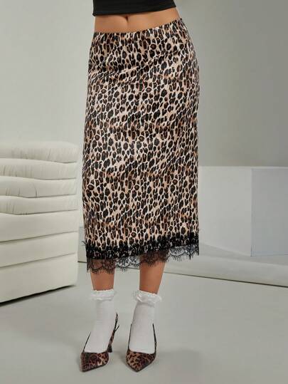 VARSITIE Retro Style Golf Low-Rise Leopard-Print Lace Hem Women Skirts