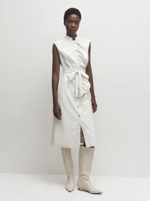 BizChic Robe de travail blanche à volants en PU, sans manches, avec ceinture - Blanc - Voir 1