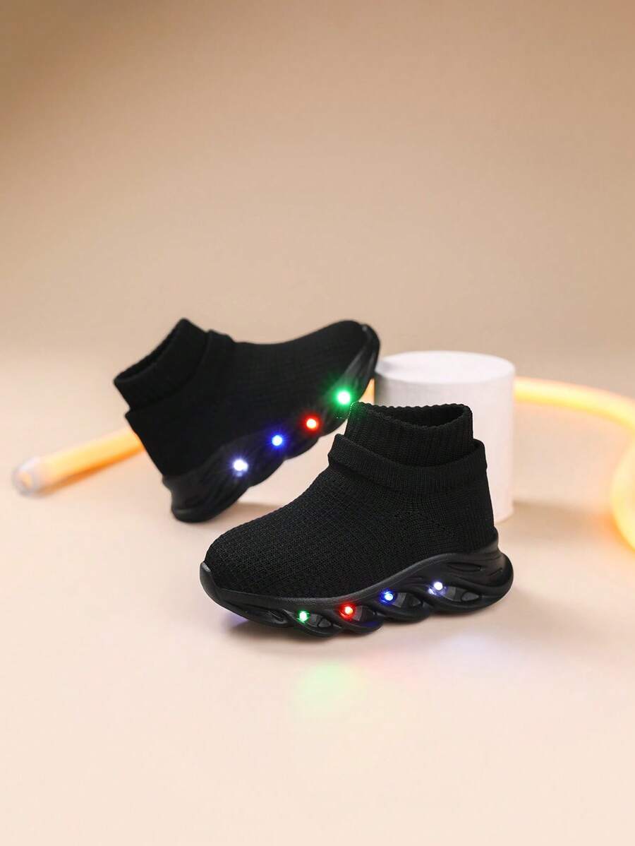 Zapatos deportivos para niños con luz LED y malla transpirable