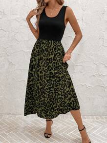 SHEIN Clasi Crew Neck Sleeveless Solid & Leopard Print Patchwork Mid-Length Dress - Army Green - View 3