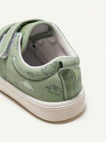 Cozy Pixies Boys' Green Cartoon Dinosaur Design Canvas Low-Cut Fashionable Sneakers(Random Pattern)