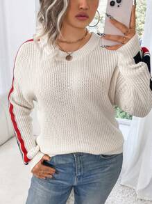 SHEIN Essnce Plus Size Women's Contrast Color Minimalist Long Sleeve Pullover Sweater, Casual Wear