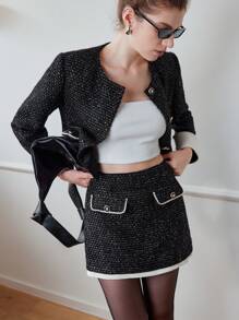 MOTF STUDIO CHAQUETA CON DETALLE DE SOLAPA Y PUÑO EN CONTRASTE