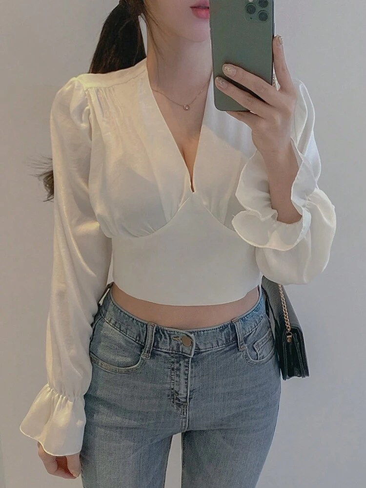 Women V-Neck Crop Flare Sleeve Blouse