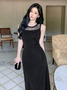 DAZY Vestido de noche estilo jersey de ajuste ceñido con cuello redondo, sin mangas, parche de encaje y volante