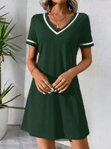 EMERY ROSE 时尚 V 领撞色缎带饰边黑色针织连衣裙 - 墨綠色 - 查看 5