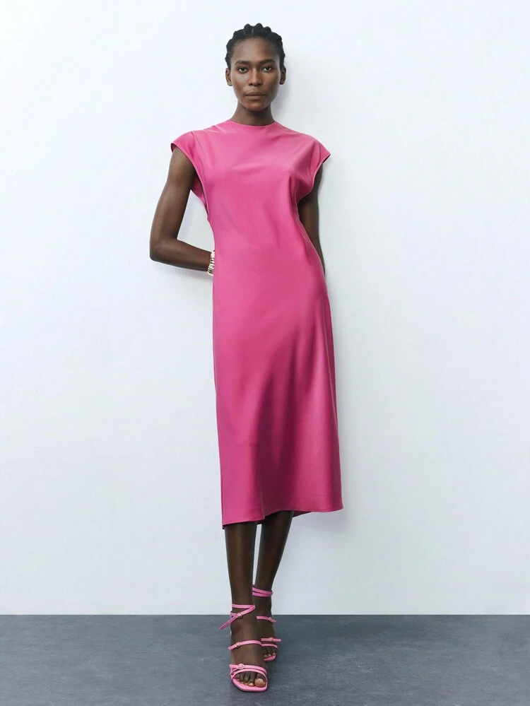 SHEIN Maija Robe élégante et charmante aux manches courtes, col rond, coupe ajustée, de couleur unie pour femmes