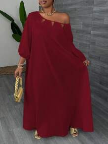 Slaydiva Plus Size Loose Vacation Style Scoop Neck Hollow Out Dress - Burgundy - View 3