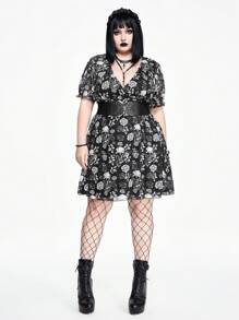 ROMWE Goth Plus Size Skull & Floral All Over Print Short Sleeve V-Neck Dress, For Summer - Black - View 3