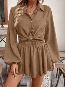 Breezaya 2 piezas Conjunto casual de blusa de manga larga con botones y bolsillos en unicolor, y shorts con cintura tipo paper bag para mujer