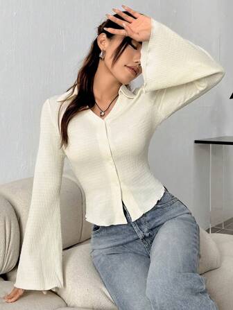 SHEIN PETITE Saubere, farbige Glockenärmel Textur Damen Hemd mit geraffter Taille
