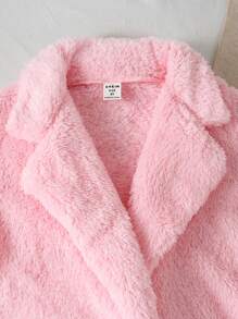 SHEIN Conjunto de 3 piezas para niña - sudadera navideña, chaqueta con capucha de forro polar de longitud media y pantalones a cuadros, conjunto cómodo y casual para Navidad, primavera, otoño e invierno