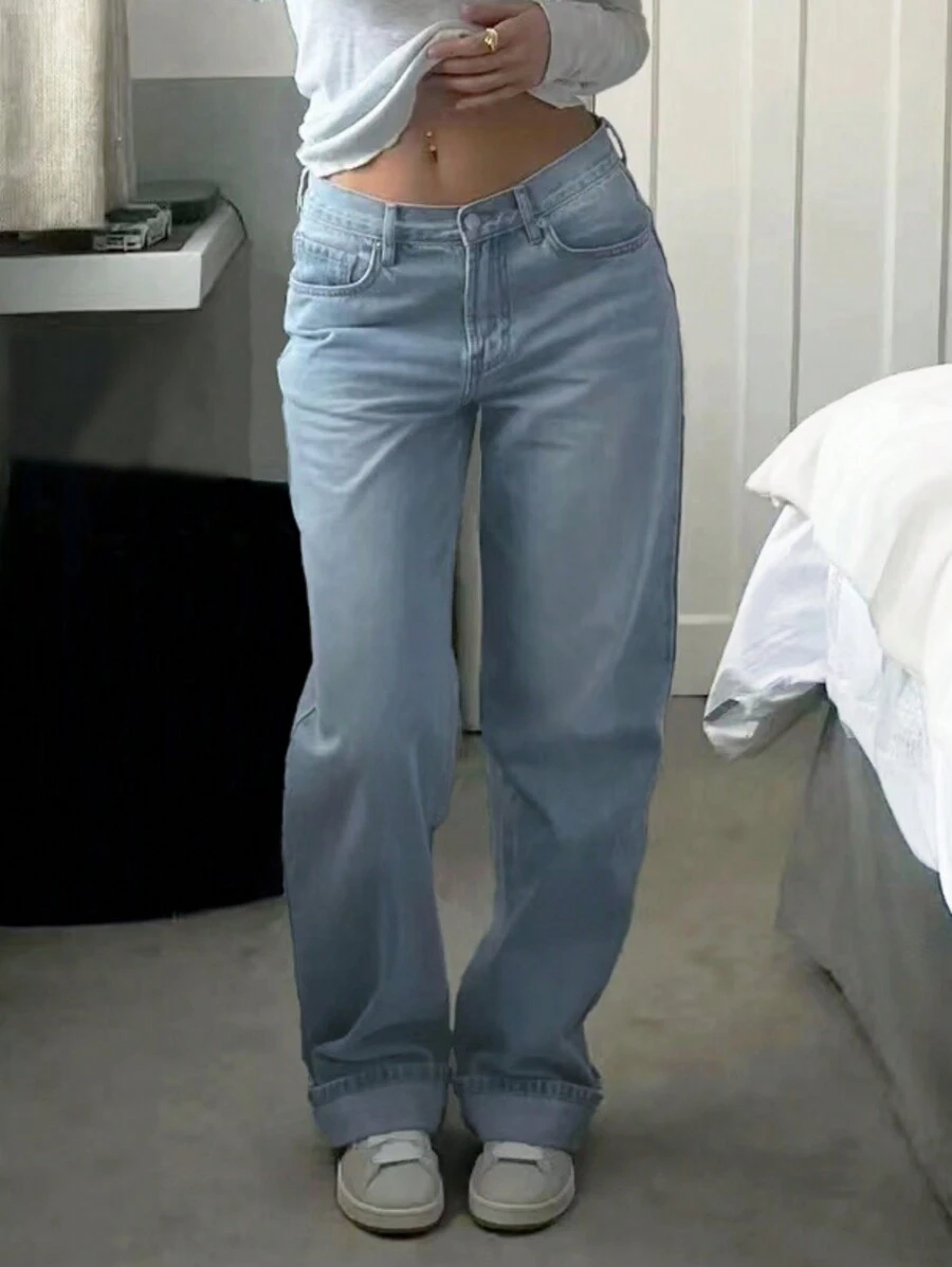 MYOURSA Women's Low-Rise Straight Leg Washed Jeans, Relaxed Fit, Casual Everyday Wear, Light Blue - Light Wash - View 1