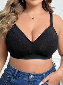 Plus Size Solid Color Sexy Contrast Lace Wire-Free Soft Cup Breathable Bra Lingerie - Black - View 4