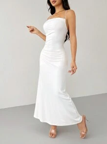 SHEIN PETITE Vestido largo de mujer de corte globo, con tirantes finos, espalda descubierta y cuello drapeado ceñido, color blanco - Blanco - Ver 7