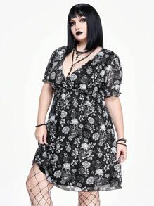 ROMWE Goth Plus Size Skull & Floral All Over Print Short Sleeve V-Neck Dress, For Summer - Black - View 1