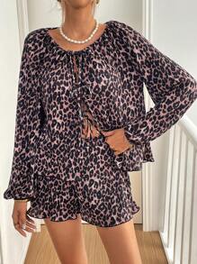 SHEIN Essnce Women Casual Women Folds Two Pieces Sets Tie Bow Lantern Puff Sleeve Layered Leopard Print Shirt And Shorts 2-Piece Set